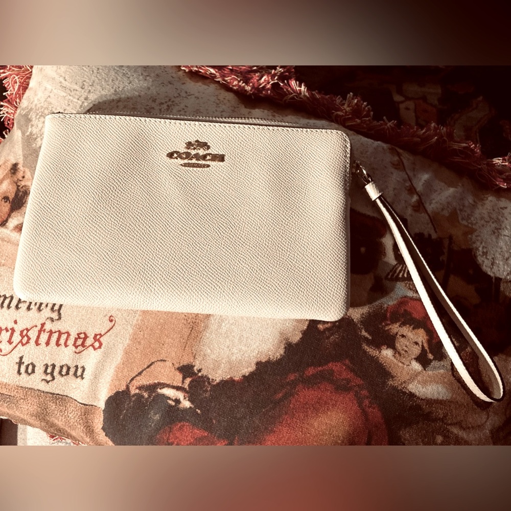 White Coach Leather Wristlet